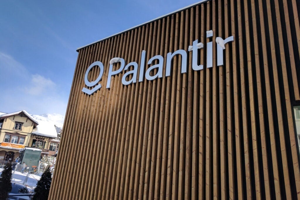 palantir-emerging-titan-ai-2025