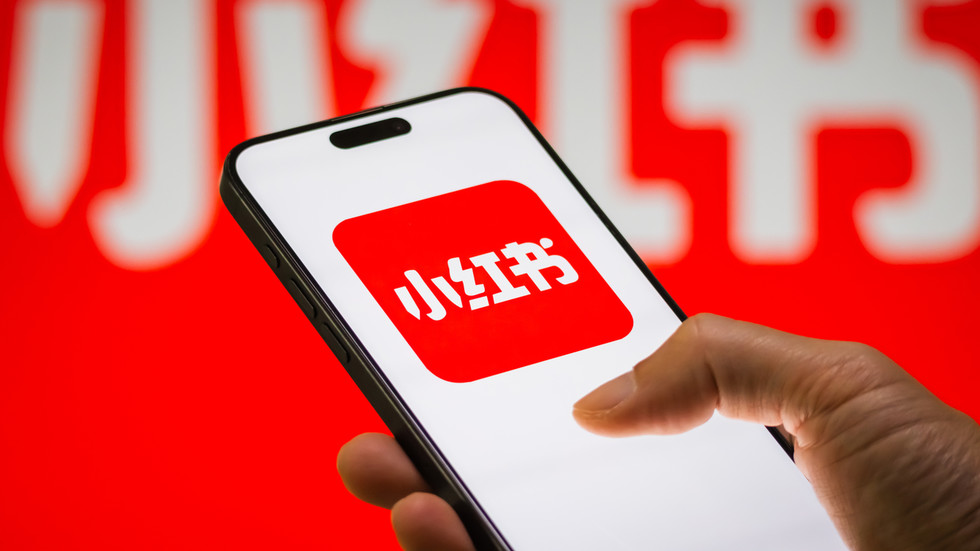 influencers-prefer-china-surveillance