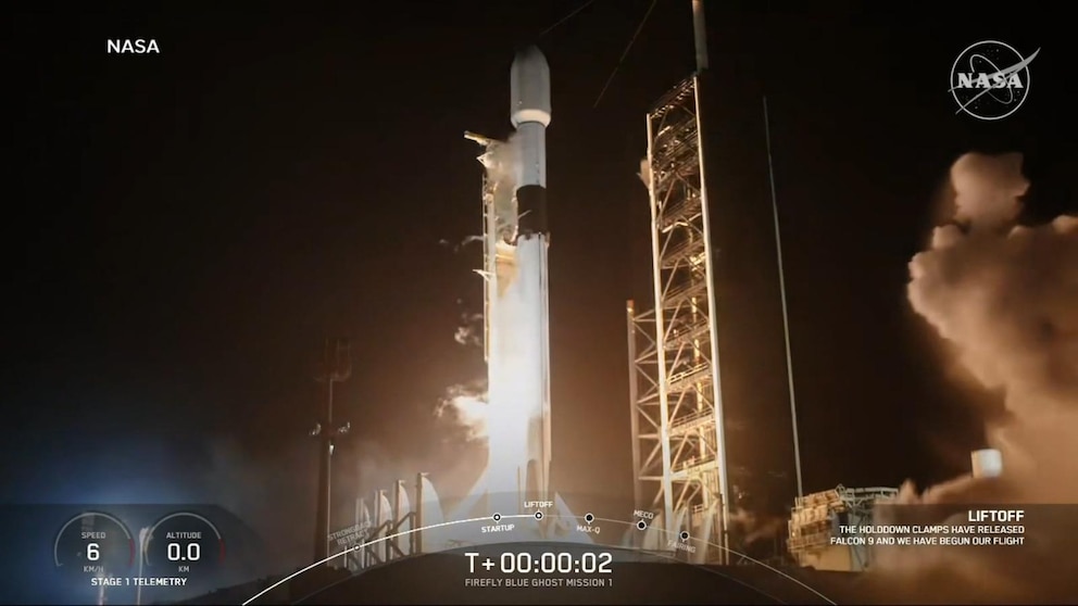 spacex-falcon9-moon-mission
