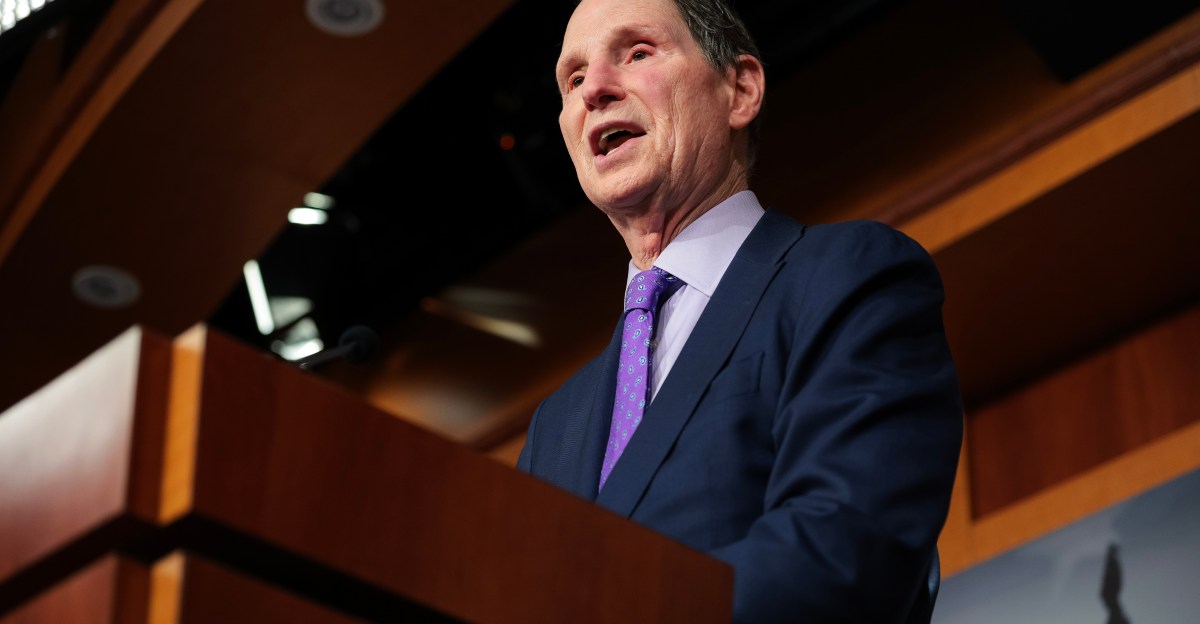digital-ownership-senator-wyden