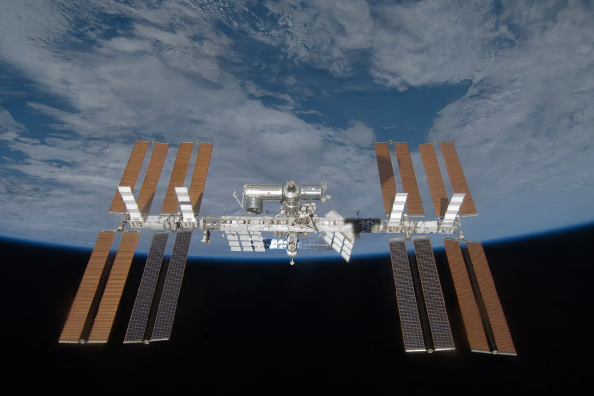 international-space-station-cleanliness