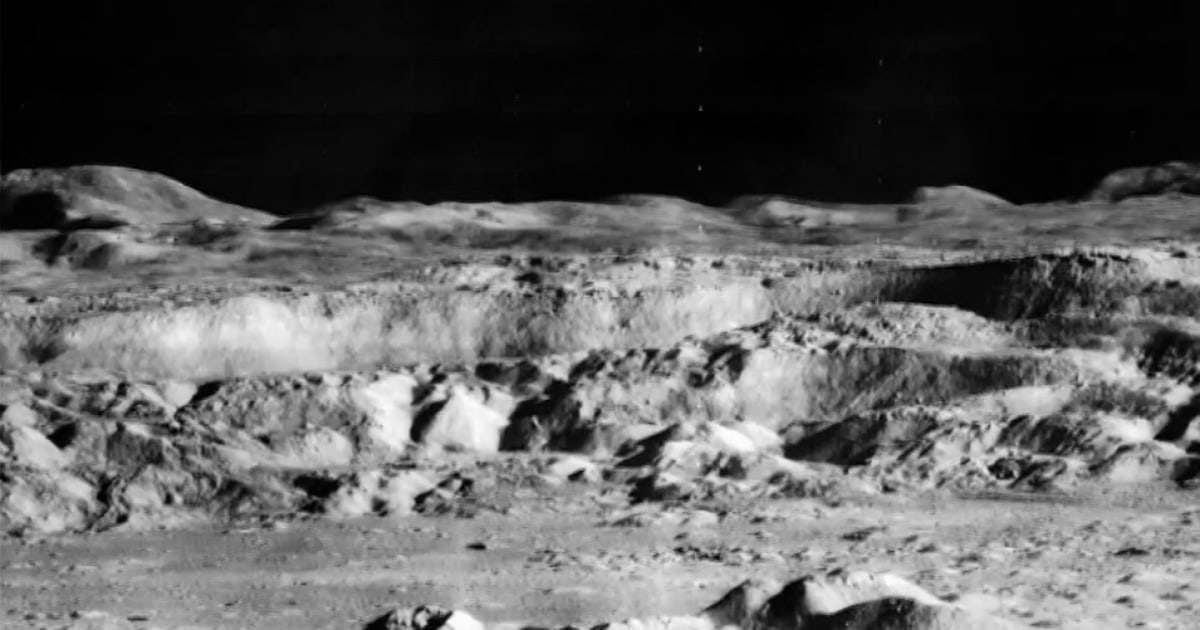 lunar-lander-moon-south-pole