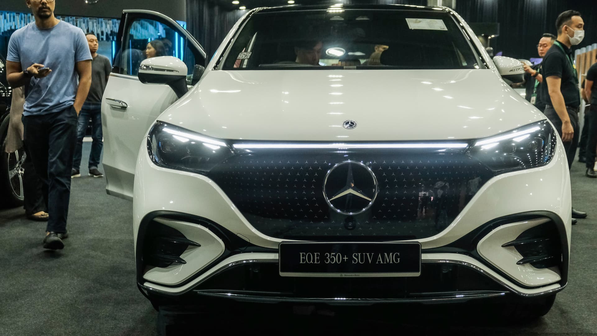 mercedes-benz-driver-assistance-analysis