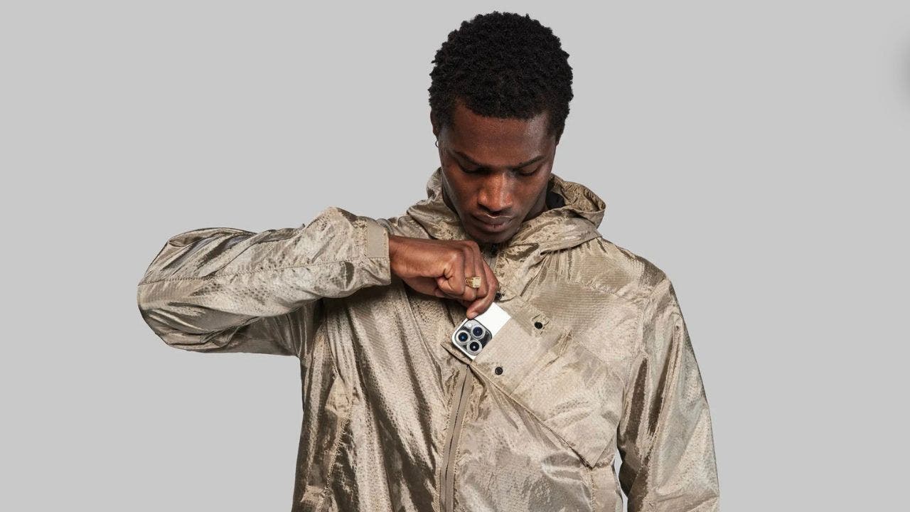 stealth-tracksuit