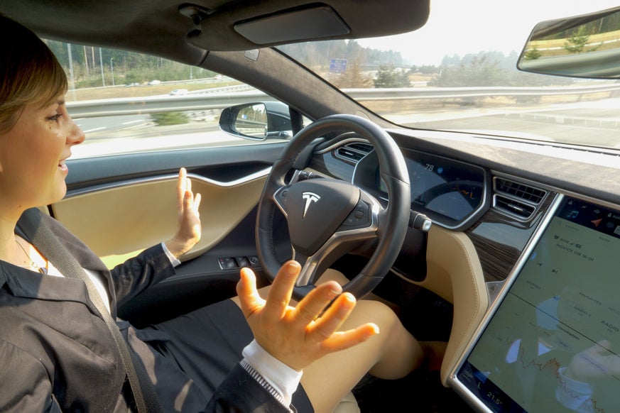 tesla-fsd-criticized-waymo-technology